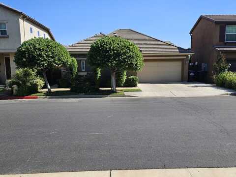 3849 W Jerome Avenue, Visalia, CA 93291