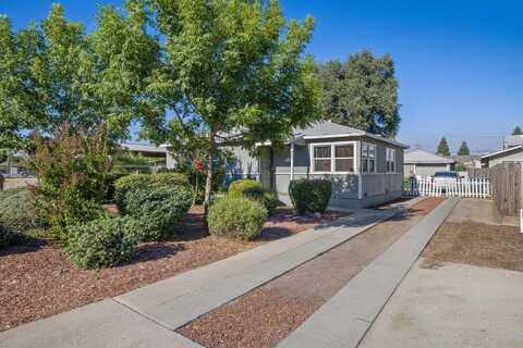 500 N Hall Street, Visalia, CA 93291