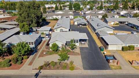 420 N Hall Street, Visalia, CA 93291