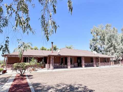 9313 Road 248, Terra Bella, CA 93270