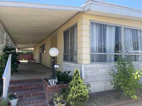 2301 S Divisadero Street, Visalia, CA 93277