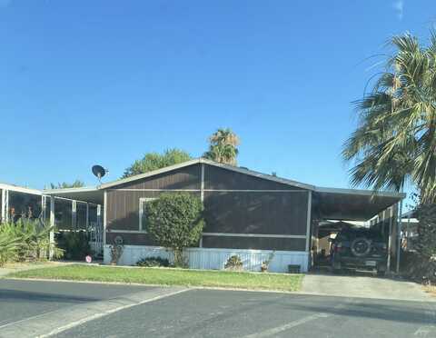 900 E Rankin Avenue, Tulare, CA 93274