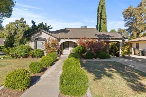 621 S Divisadero Street, Visalia, CA 93277