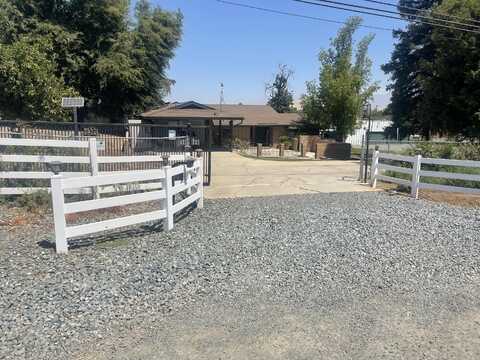 25464 Avenue 95, Terra Bella, CA 93270