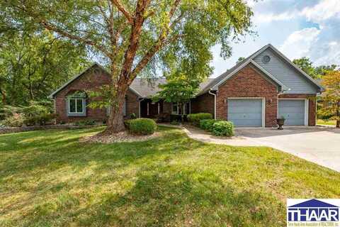 6833 E Manor Drive, Terre Haute, IN 47802