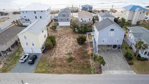 1422 N Topsail Drive, Surf City, NC 28445