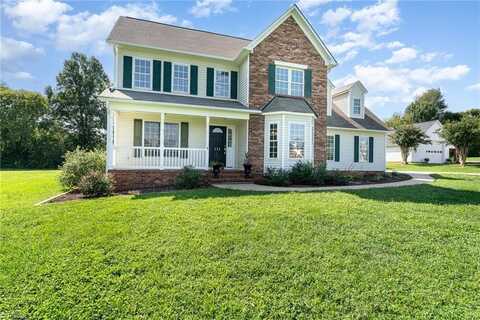 111 N High Field Road, Advance, NC 27006