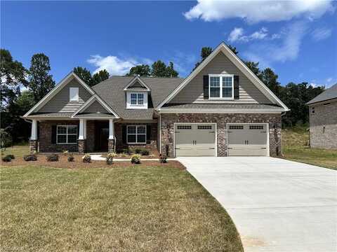 312 Grandworth Way, King, NC 27021