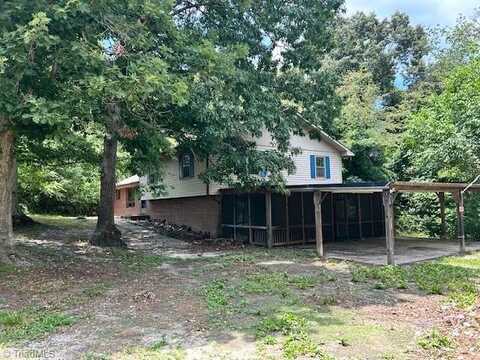 216 Belvue Drive, Mount Airy, NC 27030