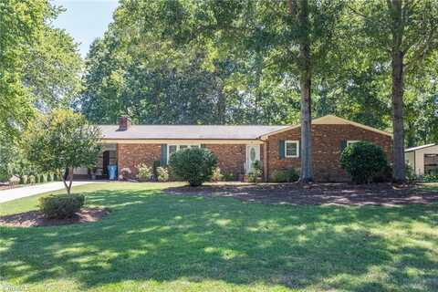 1001 Springwood Lane, Archdale, NC 27263