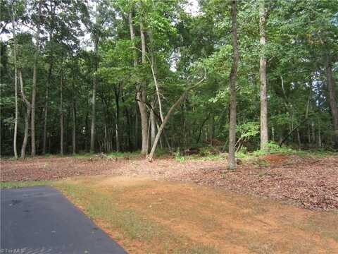 156 Sailors Rest Drive, Lexington, NC 27292