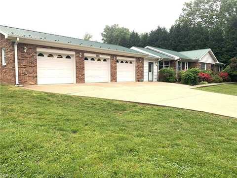 1170 Morgan Street, Walnut Cove, NC 27052