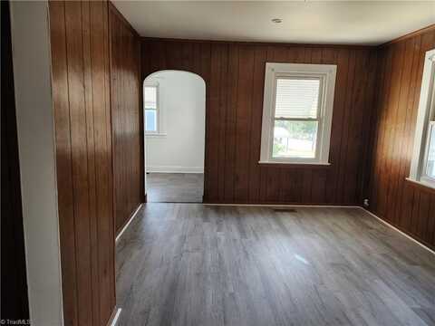 503 Hoover Drive, Lexington, NC 27292