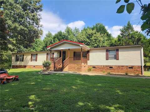 116 Old Place Lane, Ararat, NC 27007