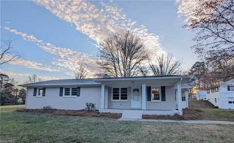 1299 N Franklin Road, Mount Airy, NC 27030