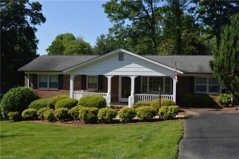 275 Dudley Avenue, Mount Airy, NC 27030