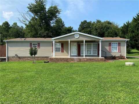 152 Calvary Drive, Mount Airy, NC 27030