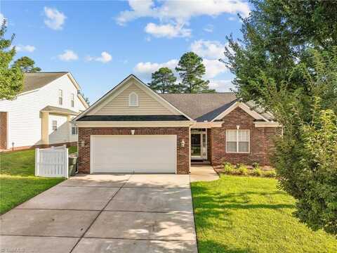 113 Heritage Hill Drive, Jamestown, NC 27282