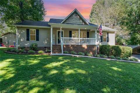 3471 Lamp Light Drive, Randleman, NC 27317