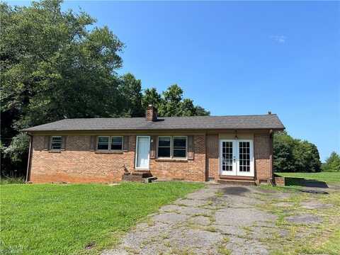 3210 Red Brush Road, Mount Airy, NC 27030