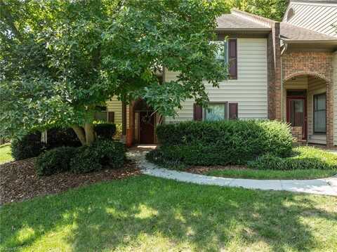 2312 Brandt Village, Greensboro, NC 27455