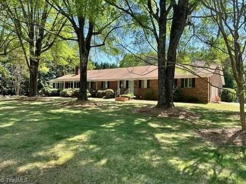 3613 Westwood Road, Hamptonville, NC 27020