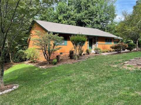 652 Forest Drive, Wilkesboro, NC 28697