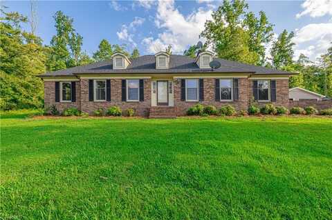 1125 Adams Ridge Road, Walnut Cove, NC 27052