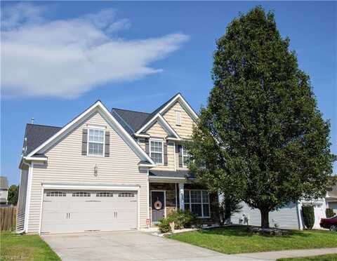 4949 Old Towne Village Circle, Pfafftown, NC 27040