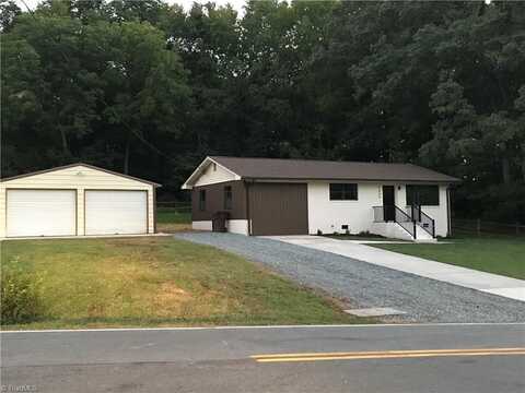 5609 Mendenhall Road Extension, Trinity, NC 27263