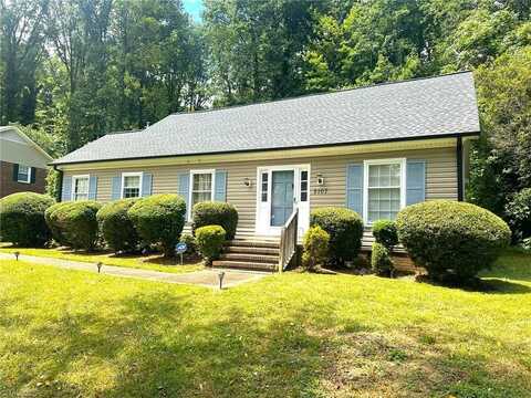 5107 Coltsfoot Road, Greensboro, NC 27455