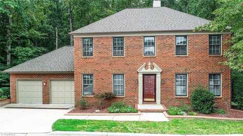 105 Quarterpath Court, Jamestown, NC 27282