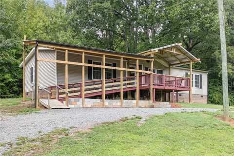 176 High Meadow Lane, Mount Gilead, NC 27306