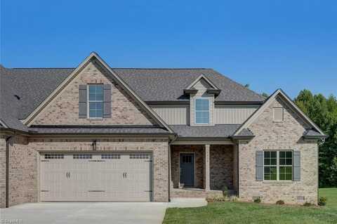 7008 Westfield Village Circle, Summerfield, NC 27358