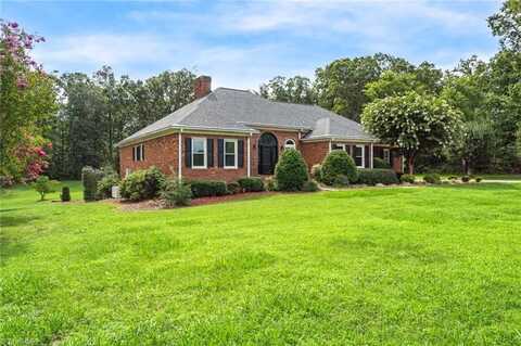 283 Adolina Avenue, Thomasville, NC 27360