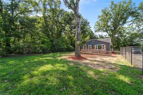 4149 Old US Highway 421, Hamptonville, NC 27020