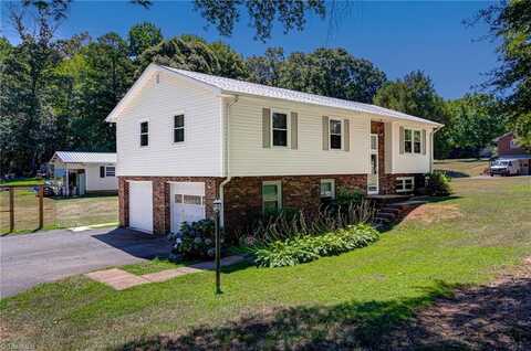 488 Redland Road, Advance, NC 27006