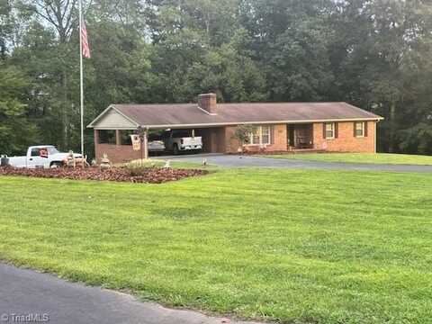 525 Mulberry Road, Ridgeway, VA 24148