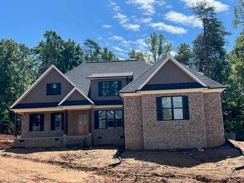 8105 Lulworth Drive, Stokesdale, NC 27357