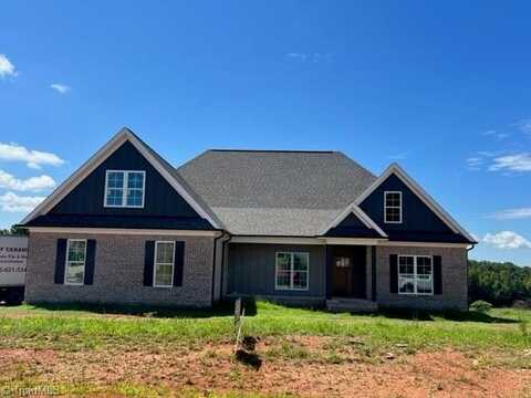 7605 Hawkins Ridge Drive, Stokesdale, NC 27357