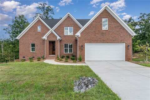 7629 Monty Drive, Kernersville, NC 27284