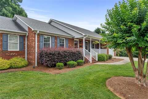 112 Forrest Glenn Court, King, NC 27021