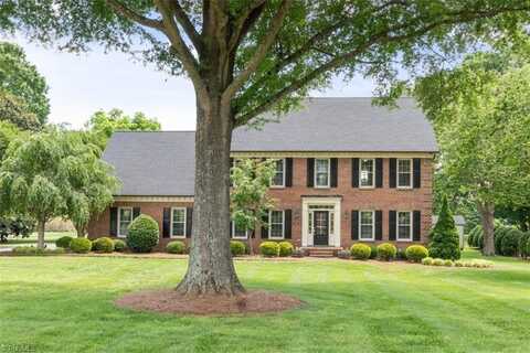 351 Ivy Circle, Bermuda Run, NC 27006