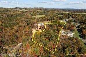 Tbd Eddington Lane, Pilot Mountain, NC 27041