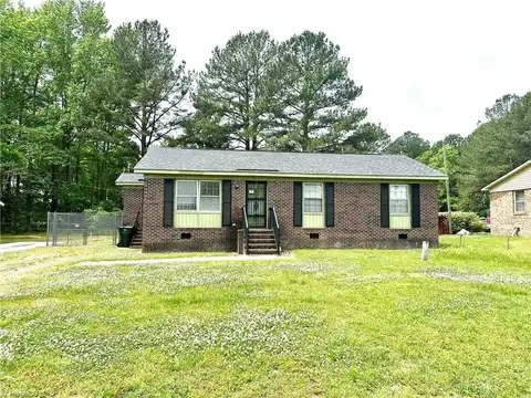 612 S Martin Luther King Avenue, Enfield, NC 27823