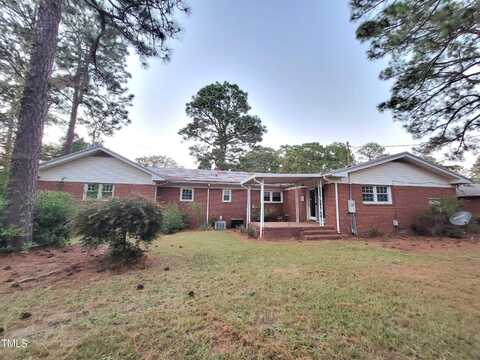 400 Harrill Circle, Spring Lake, NC 28390