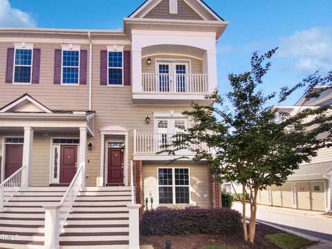 10210 Sablewood Drive, Raleigh, NC 27617