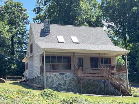 901 Tanglewood Drive, Siler City, NC 27344