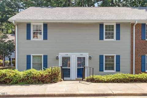 1127 Nottingham Circle, Cary, NC 27511