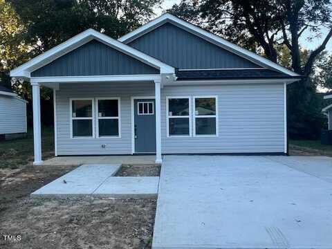 1007 N King Avenue, Dunn, NC 28334